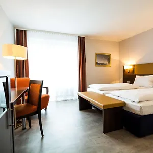 *** Hotel Domus Germania