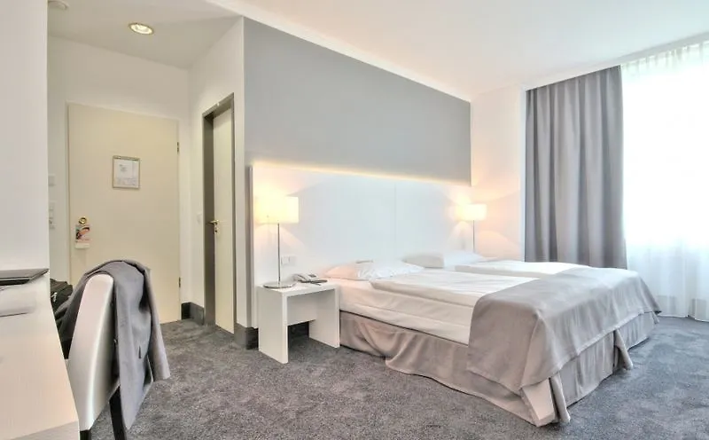 Relexa Hotel Airport Duesseldorf/Ratingen 4*, Ratingen